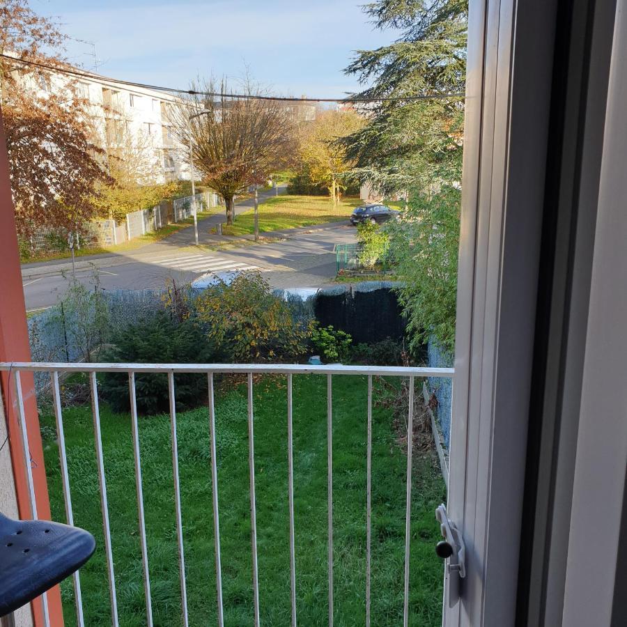 Lumiere Apartment Cholet Bagian luar foto